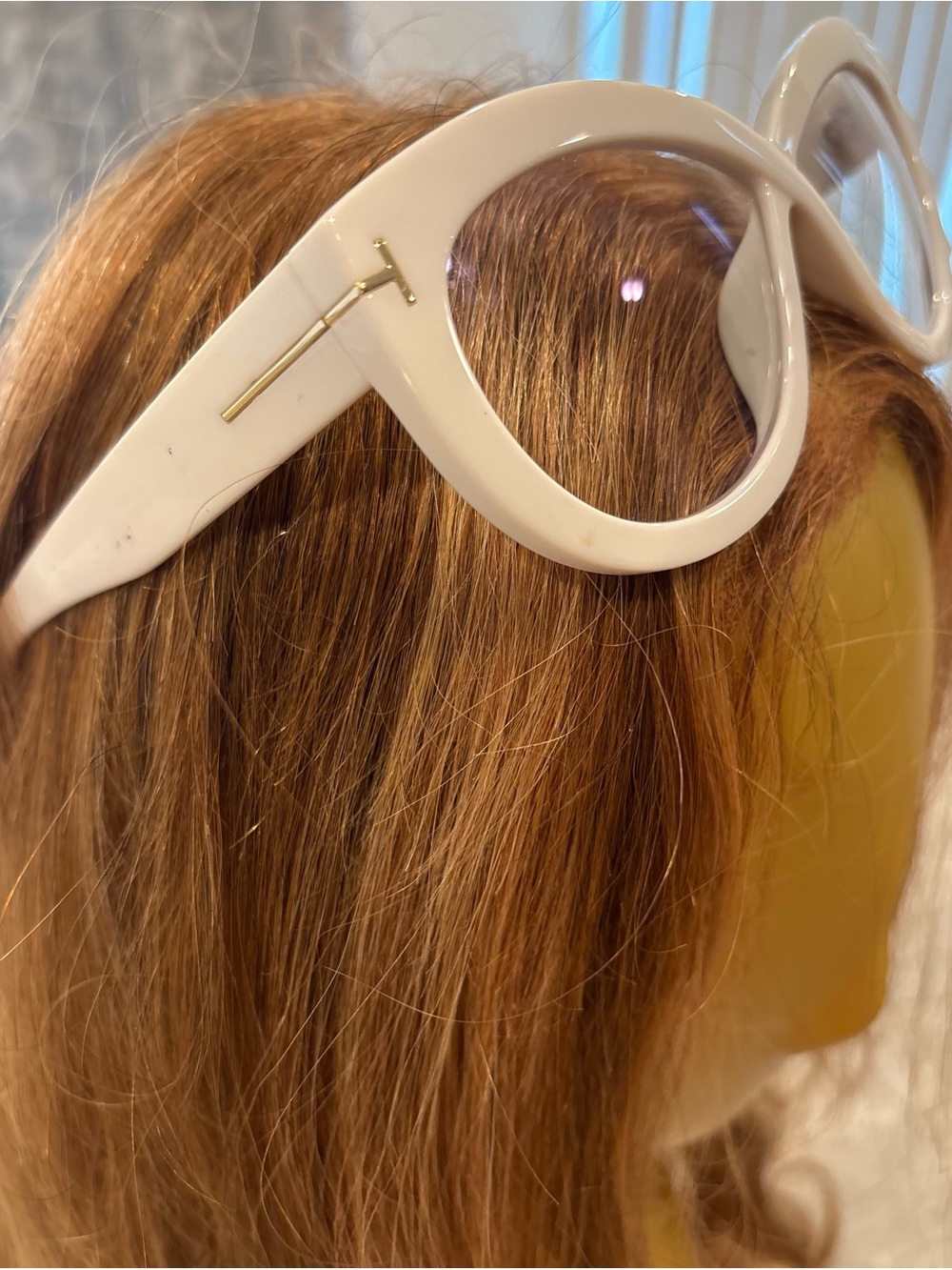 White Oversized Round Sunglasses with Gold T Accent